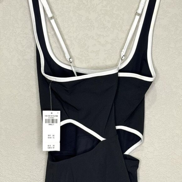 Abercrombie & Fitch YPB Dress Small Tall Black White Trim Cutout Shorts NWT - Picture 5 of 11